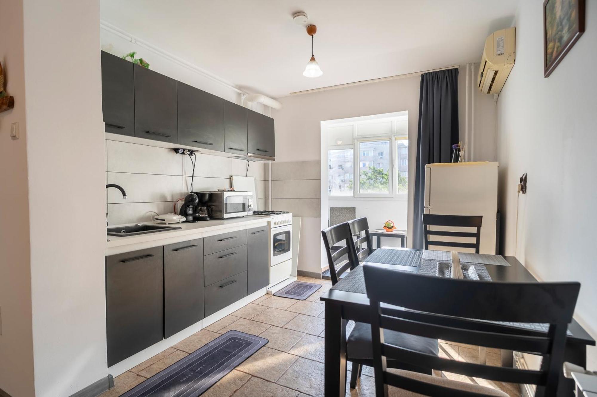 Rustic & Spacious 3Br Apartment Bukarest Exterior foto