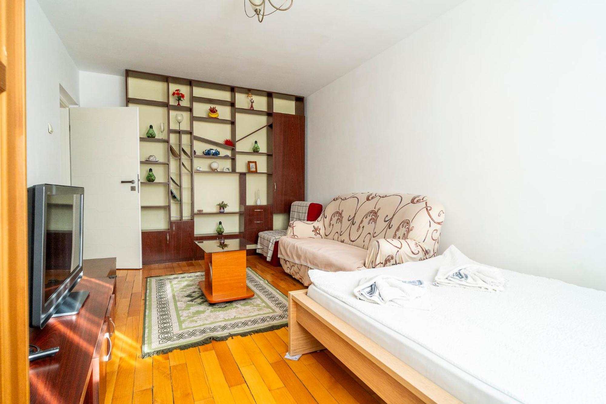Rustic & Spacious 3Br Apartment Bukarest Exterior foto