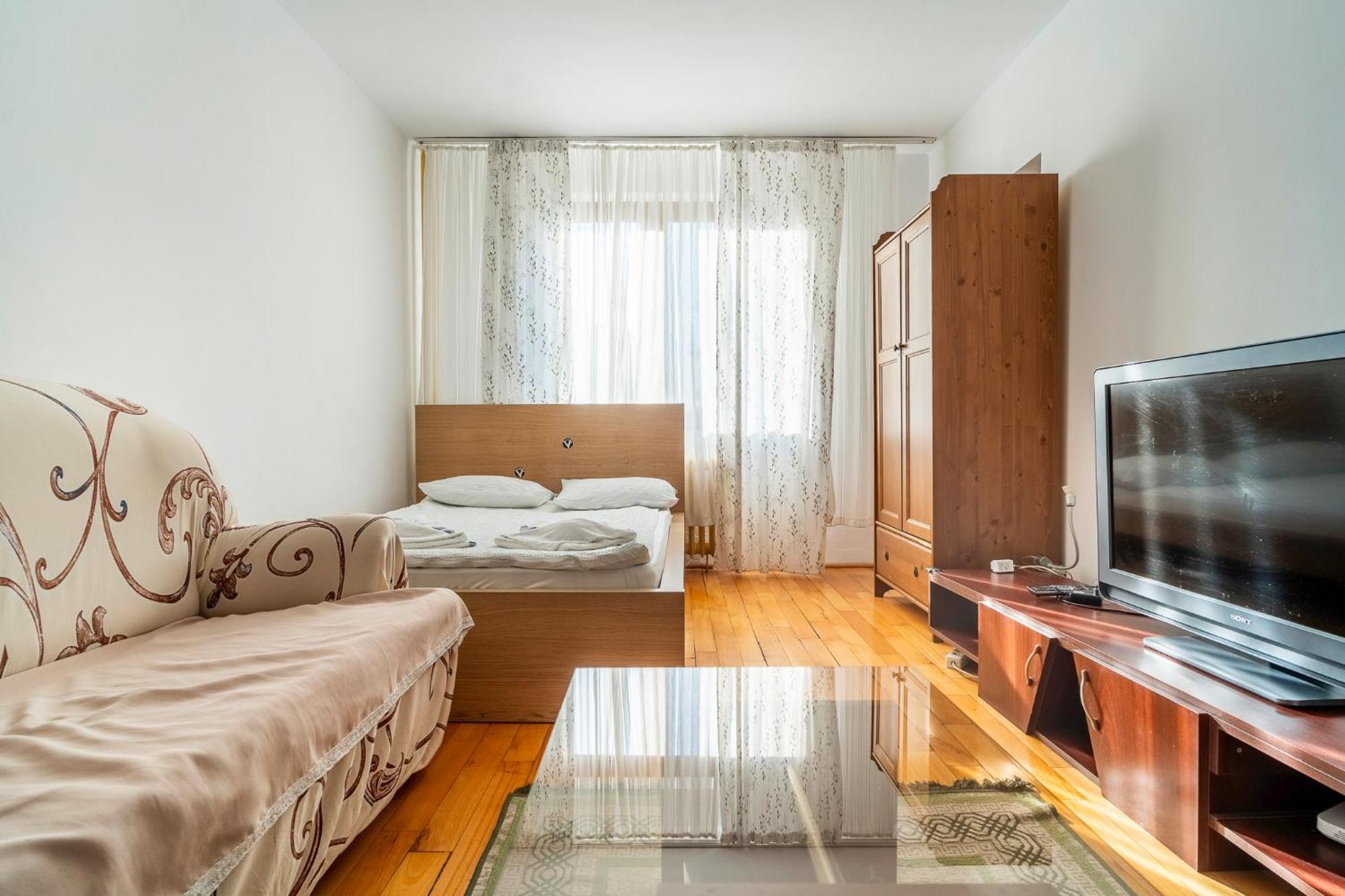 Rustic & Spacious 3Br Apartment Bukarest Exterior foto